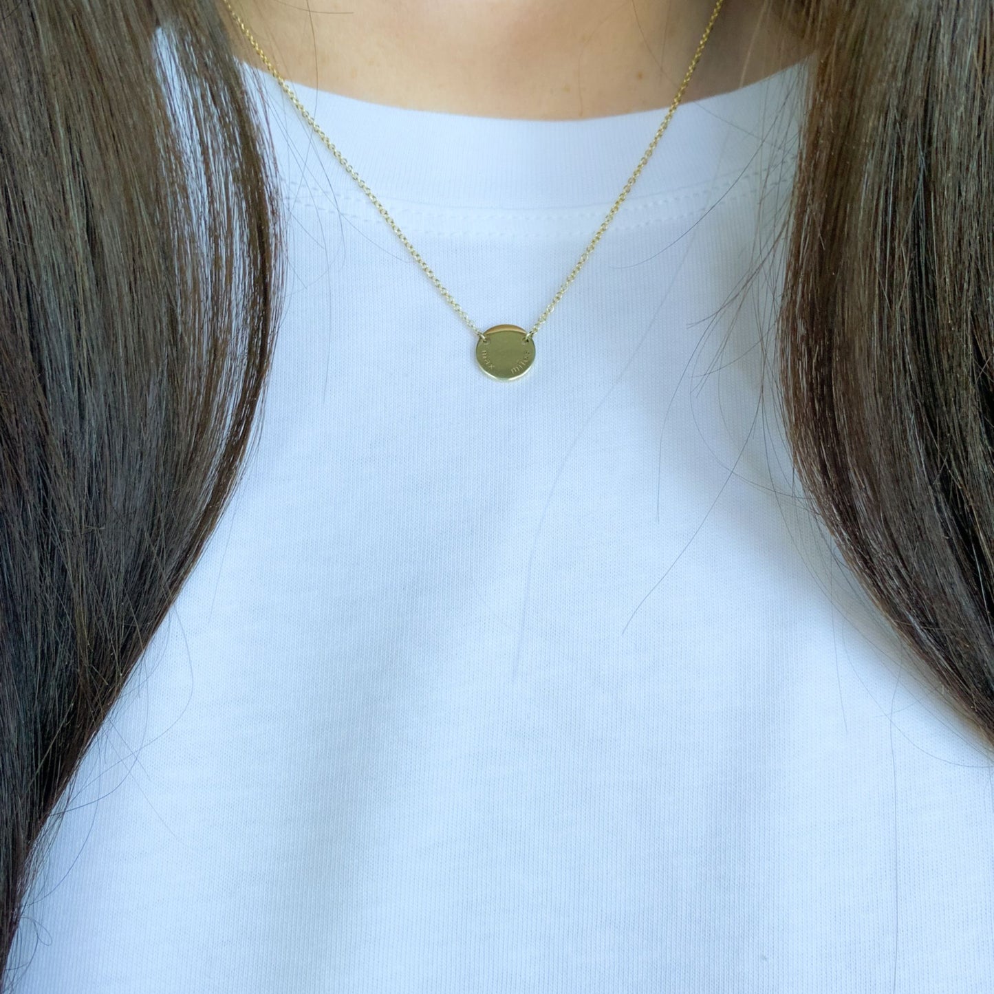 gift for her: engraved floating pendant 9ct gold necklace