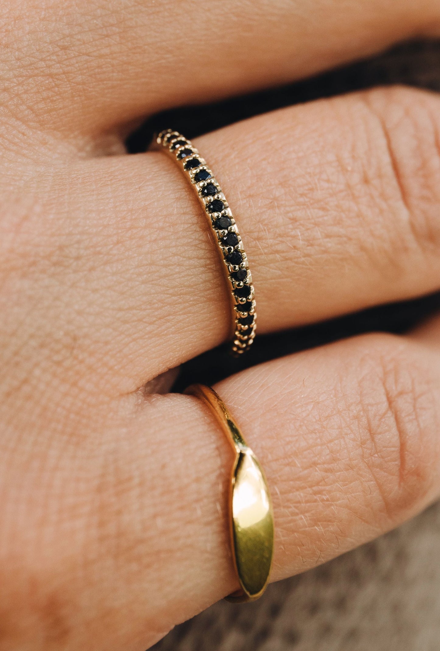 black diamond gold band and 9ct yellow gold signet ring