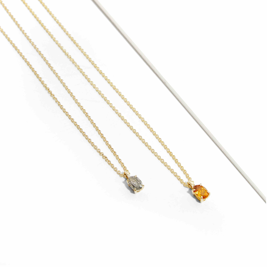 7x5mm oval-cut Citrine pendant set in 9ct solid gold