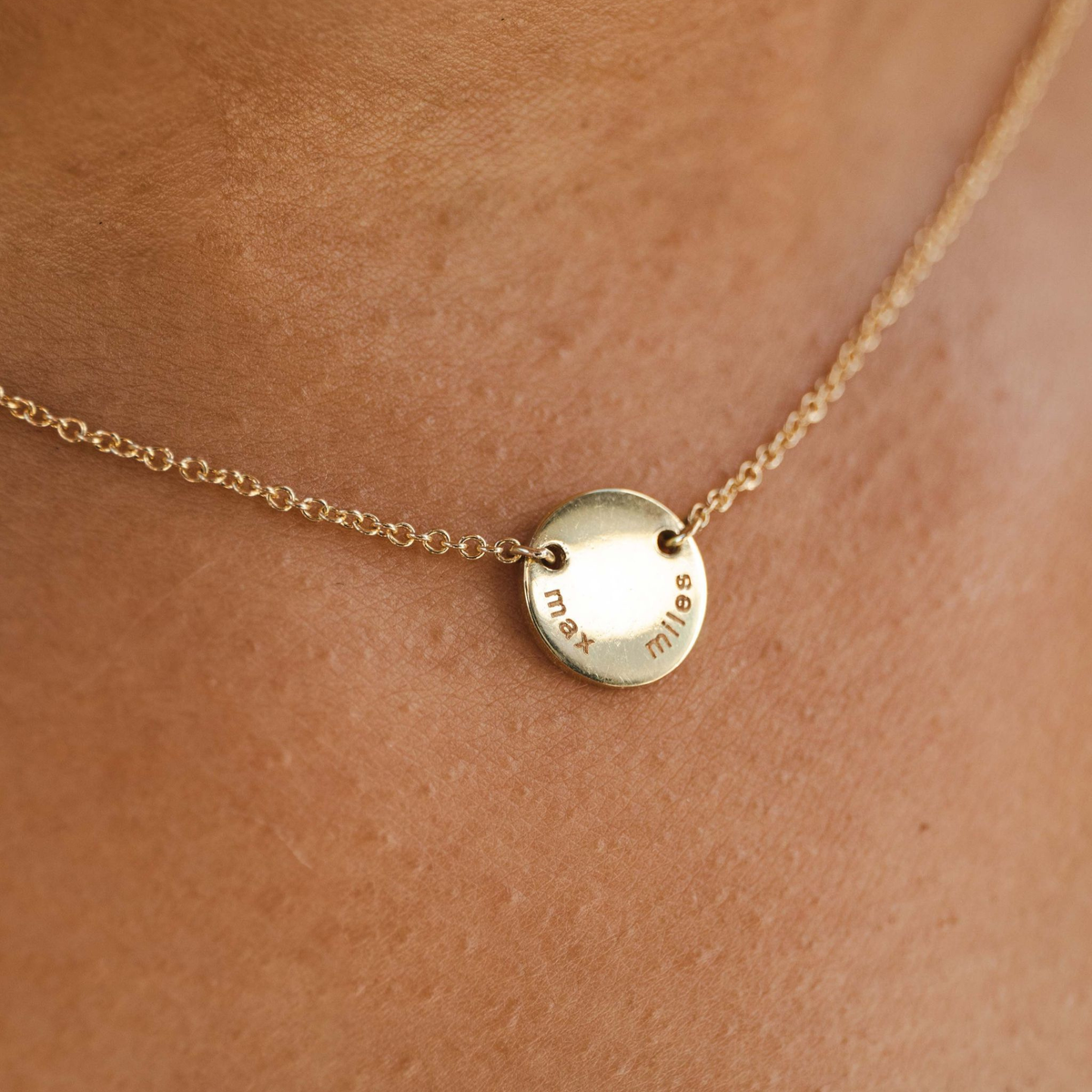 9ct Floating Disc Necklace