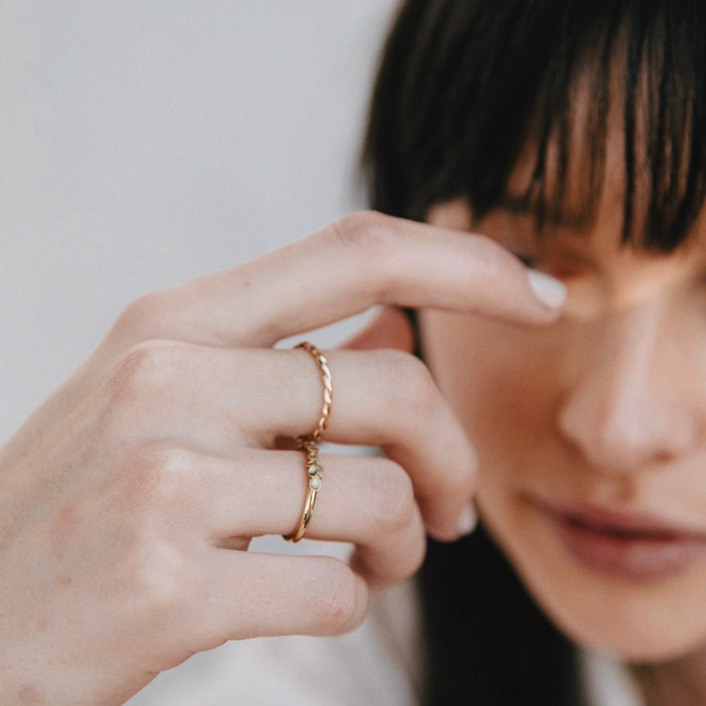9ct Woven Ring