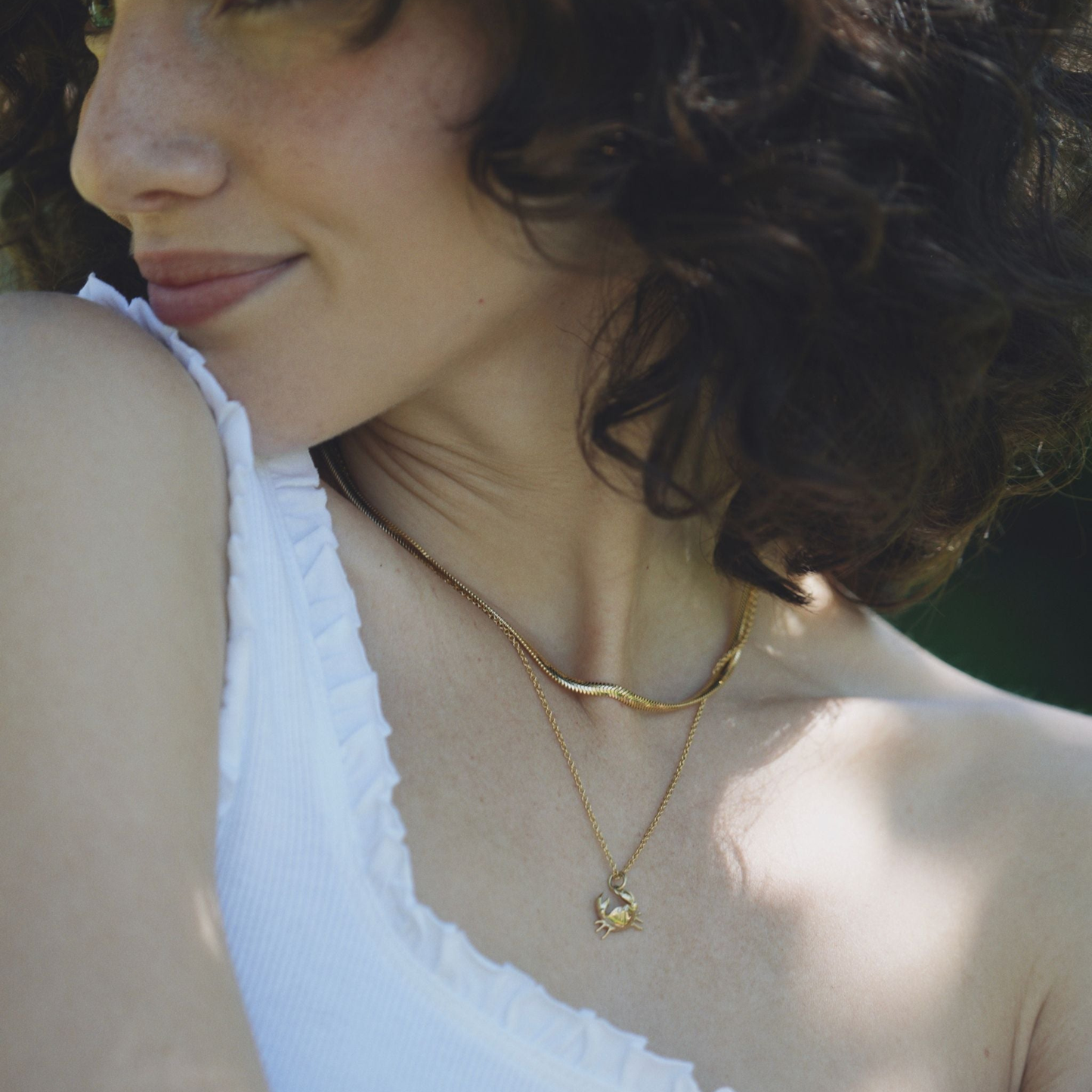 9ct Tiny Crab Necklace